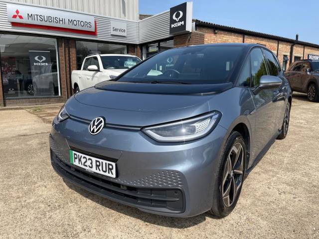Volkswagen ID.3 0.0 150kW Tour Pro S 77kWh 5dr Auto Hatchback Electric BLUE
